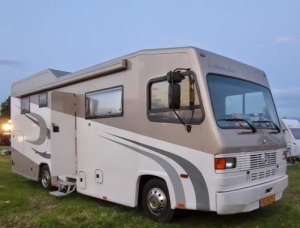 Merceds MB814